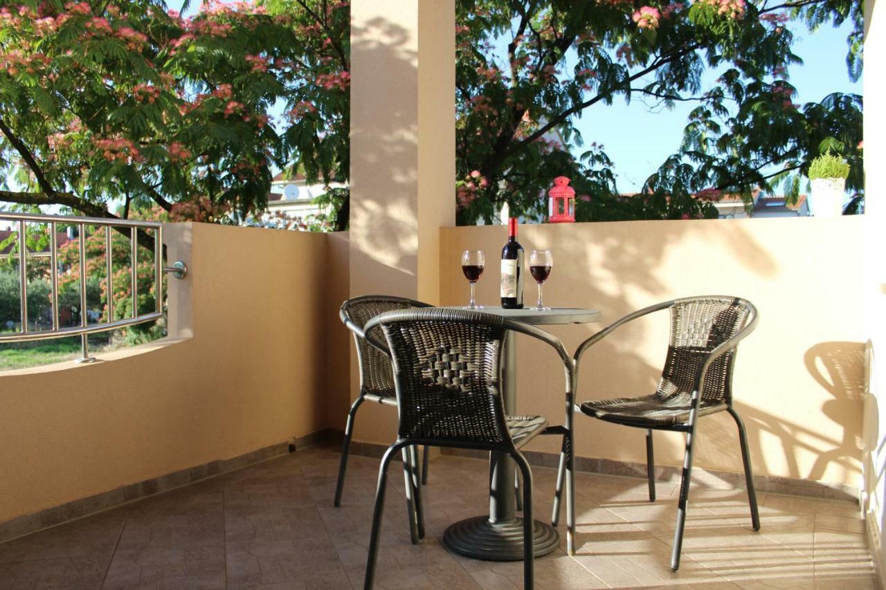 Apartment Lucy Zadar - Free Private Parking Exterior foto